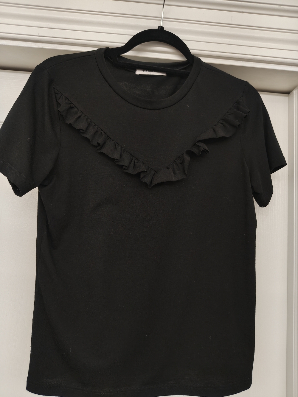 Y2K Glamorous Black Short Sleeve Ruffle Tee